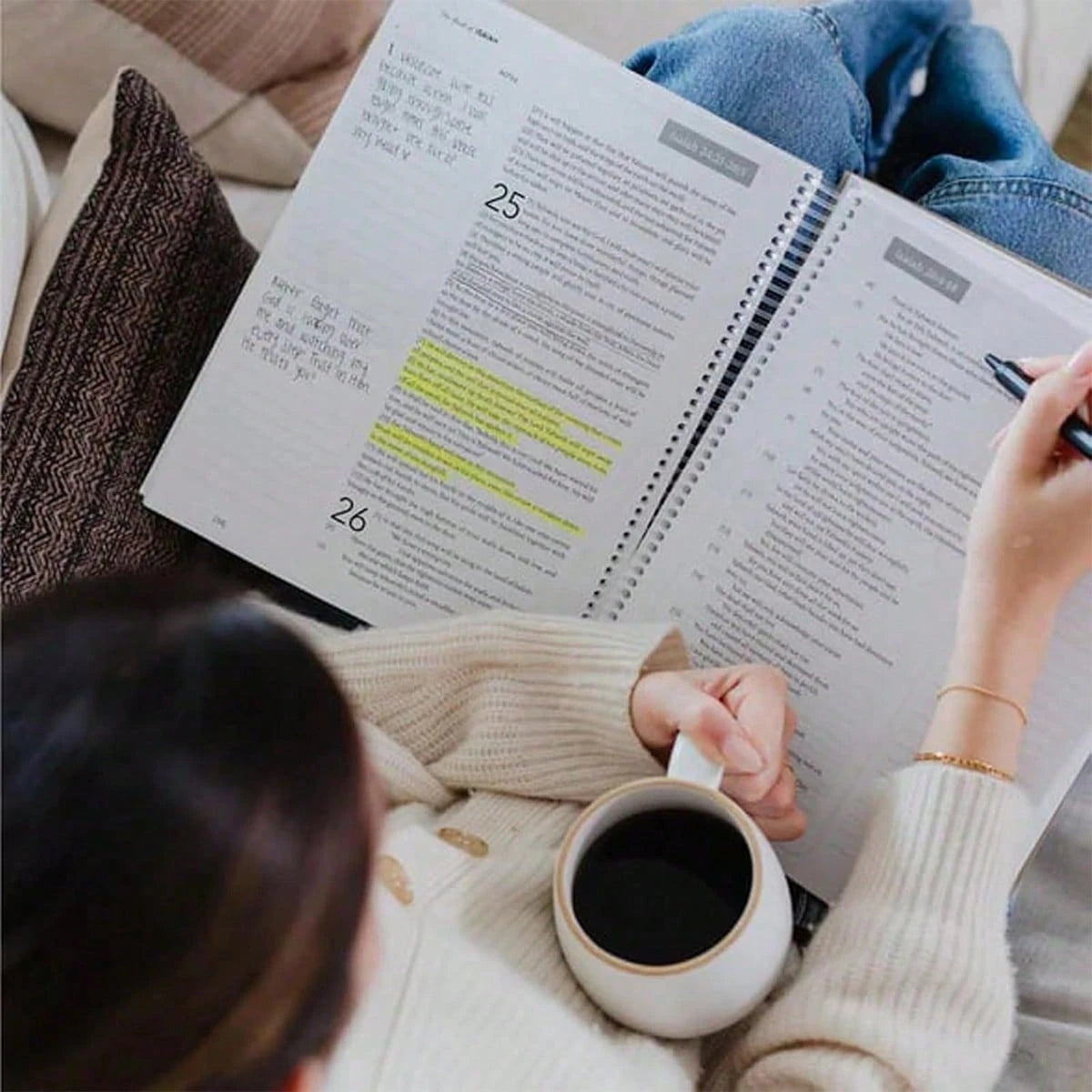 The Bible In A Year A 52-Week Bible Study Plan, Spiral Bible Study Guide For Women, Woman Bible Study Planner Yearlong Bible Scripture Reading Journal