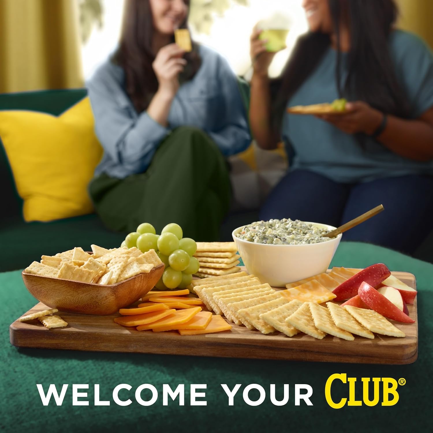 Club Crackers, Lunch Snacks, Snack Crackers, Sweet Hawaiian, 13.7oz Box